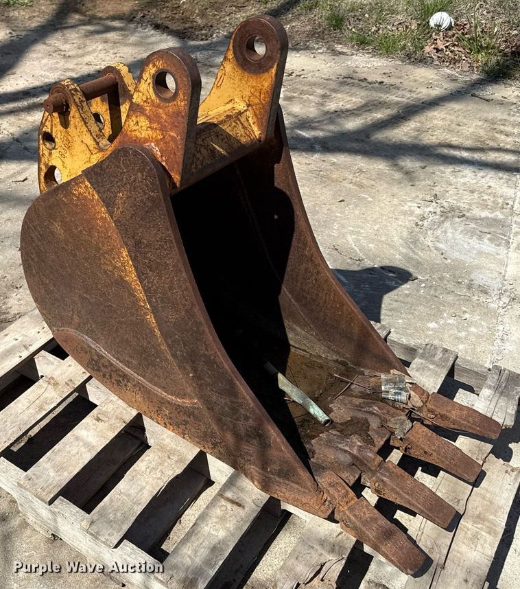 image for item EM7131 18