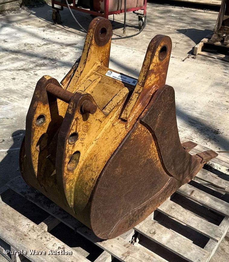 image for item EM7131 18