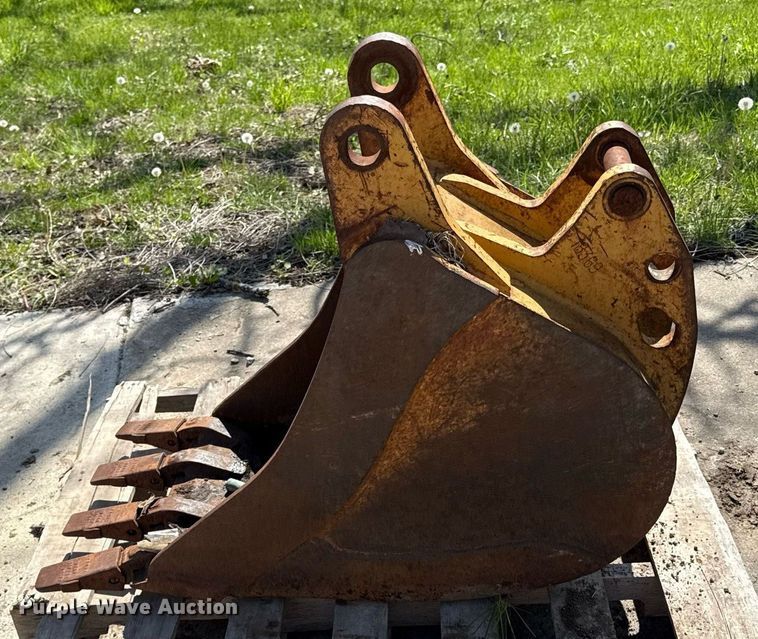 image for item EM7131 18