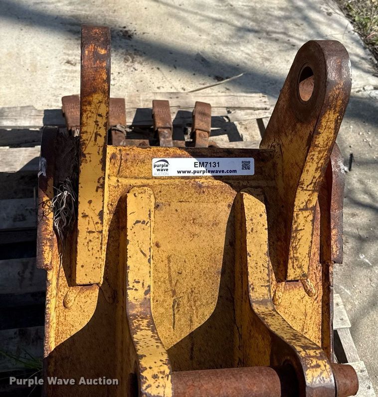 image for item EM7131 18