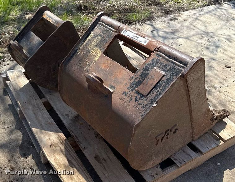 image for item EM7132 (2) Tag excavator buckets
