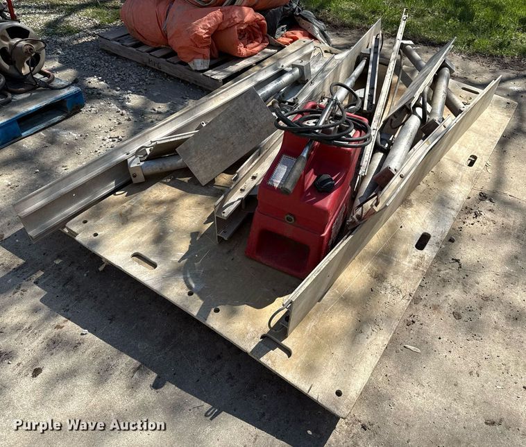 image for item EM7133 Speed shoring system