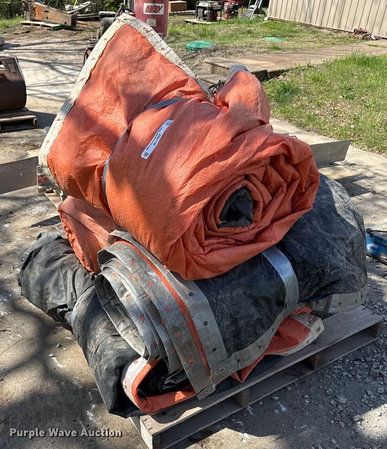 image for item EM7136 (5) concrete blankets