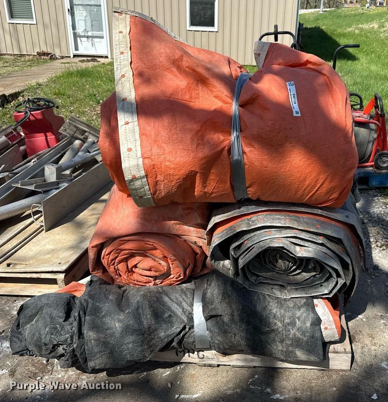 image for item EM7136 (5) concrete blankets