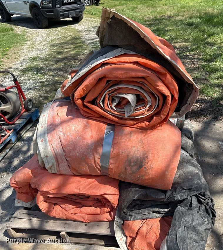 image for item EM7136 (5) concrete blankets