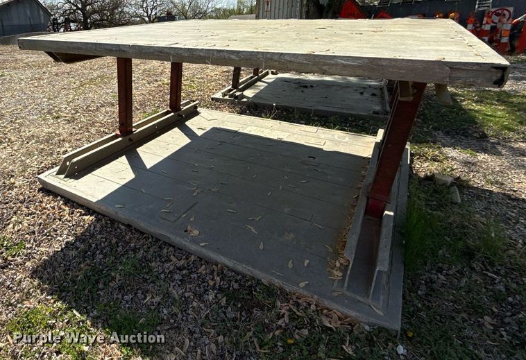 image for item EM7139 (2) trench boxes