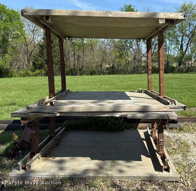 image for item EM7140 (2) trench boxes