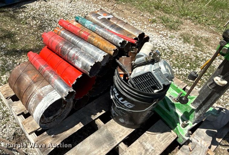 image for item EM7145 JRC GR1-200 core drill