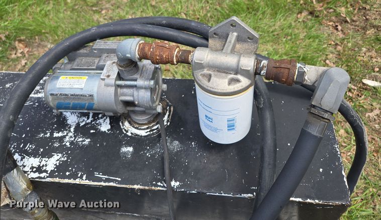 image for item EM7146 Fuel tank 