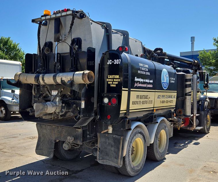 image for item EM7288 2011 International 7500 sewer jetter truck