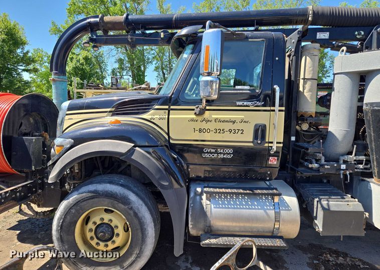 image for item EM7288 2011 International 7500 sewer jetter truck