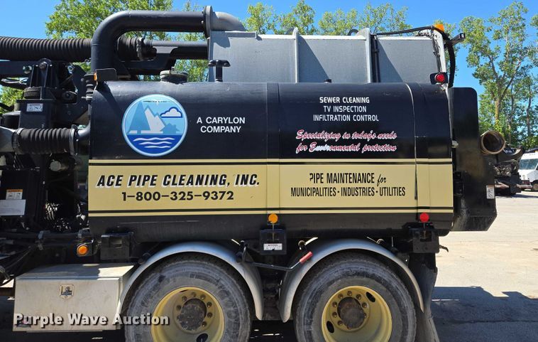 image for item EM7288 2011 International 7500 sewer jetter truck