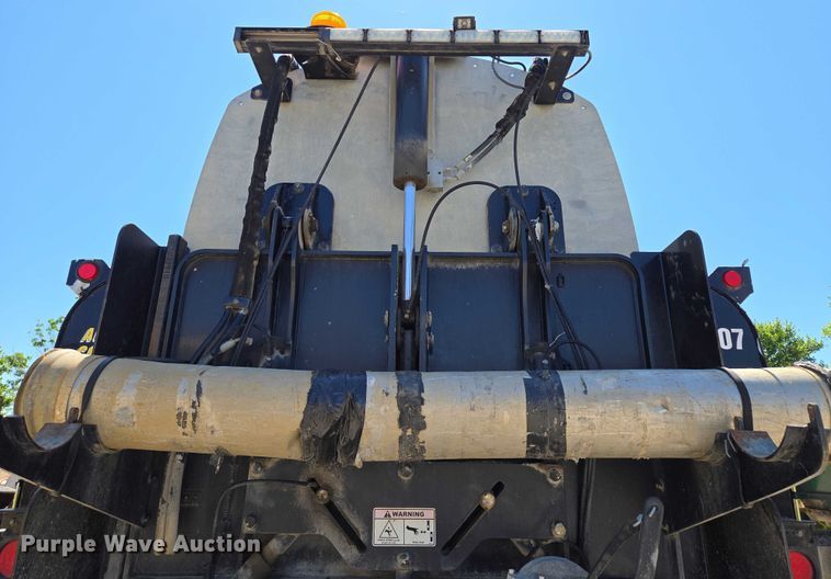 image for item EM7288 2011 International 7500 sewer jetter truck