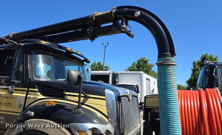 image for item EM7288 2011 International 7500 sewer jetter truck