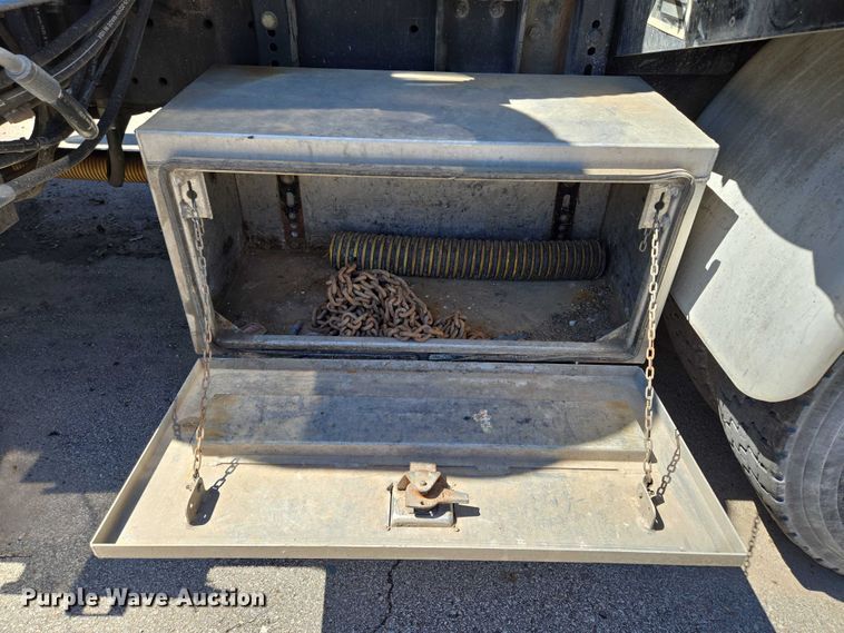 image for item EM7288 2011 International 7500 sewer jetter truck