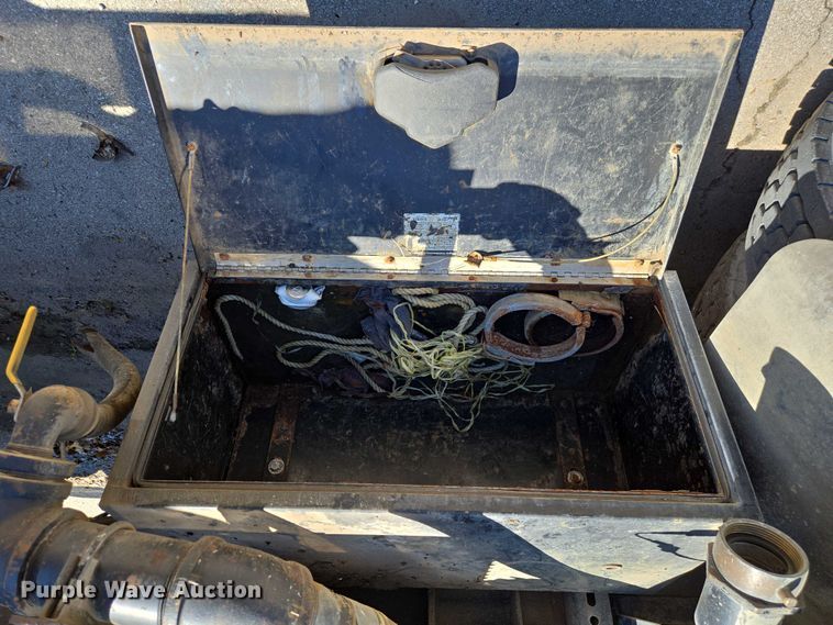 image for item EM7288 2011 International 7500 sewer jetter truck