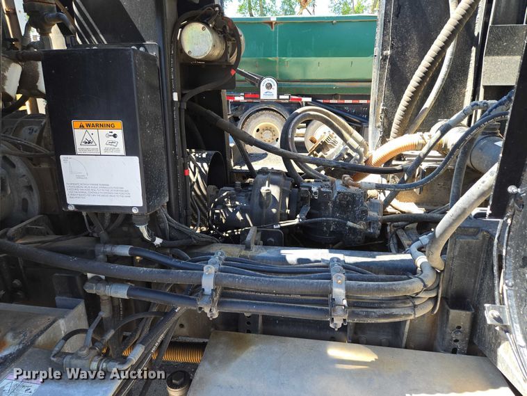 image for item EM7288 2011 International 7500 sewer jetter truck