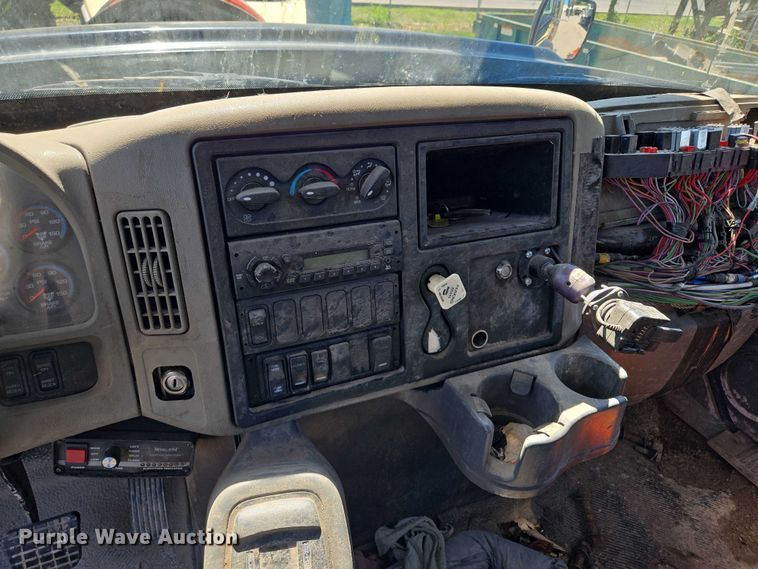 image for item EM7288 2011 International 7500 sewer jetter truck
