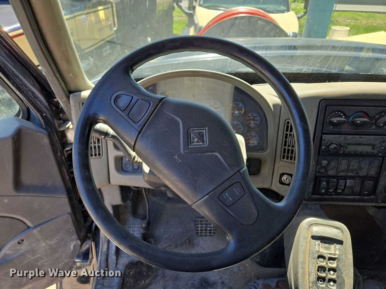 image for item EM7288 2011 International 7500 sewer jetter truck