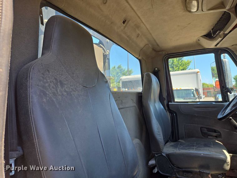 image for item EM7288 2011 International 7500 sewer jetter truck