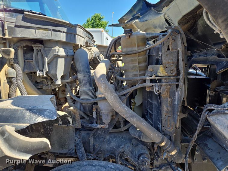 image for item EM7288 2011 International 7500 sewer jetter truck