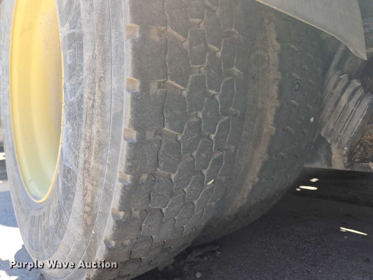 image for item EM7288 2011 International 7500 sewer jetter truck