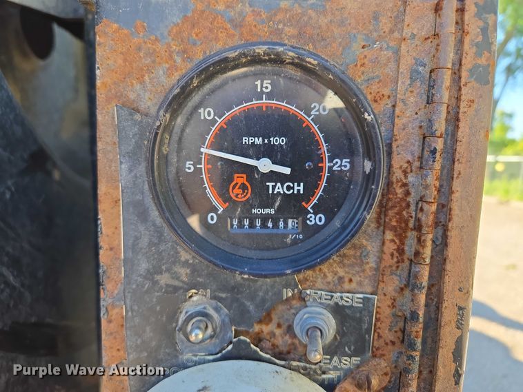 image for item EM7289 2005 International 7600 sewer jetter truck