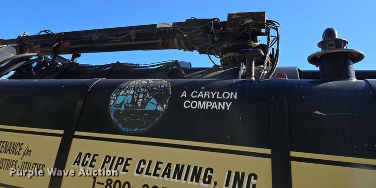 image for item EM7289 2005 International 7600 sewer jetter truck