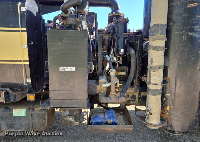 image for item EM7289 2005 International 7600 sewer jetter truck