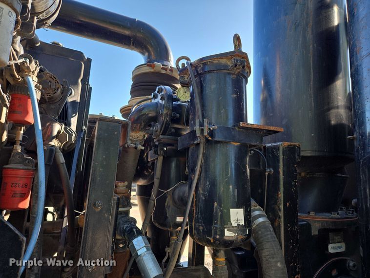 image for item EM7289 2005 International 7600 sewer jetter truck