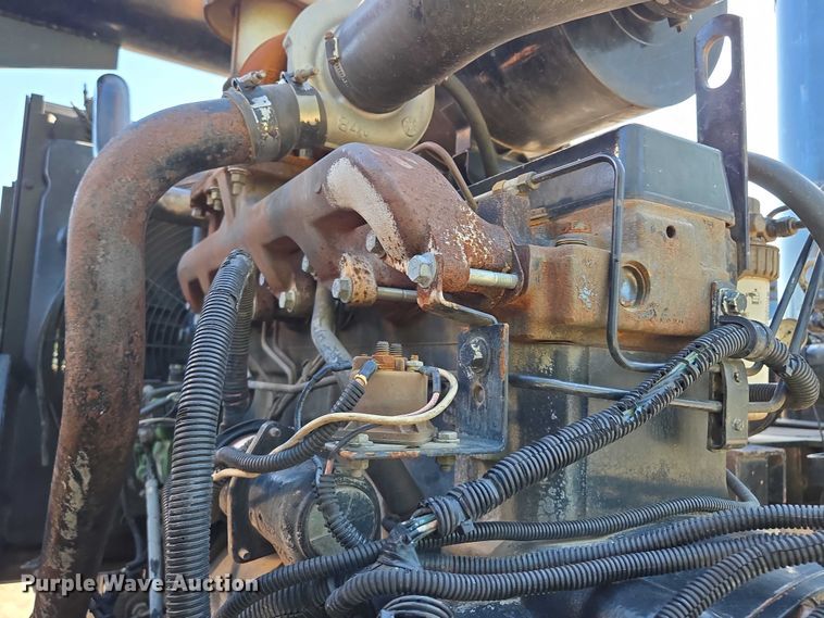 image for item EM7289 2005 International 7600 sewer jetter truck