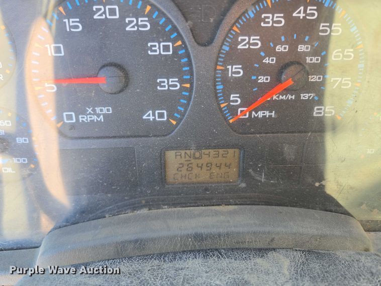 image for item EM7289 2005 International 7600 sewer jetter truck