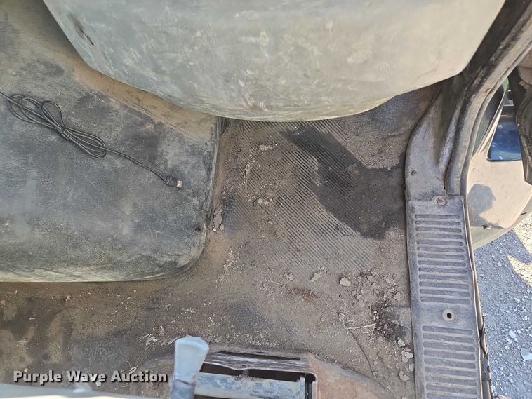 image for item EM7289 2005 International 7600 sewer jetter truck