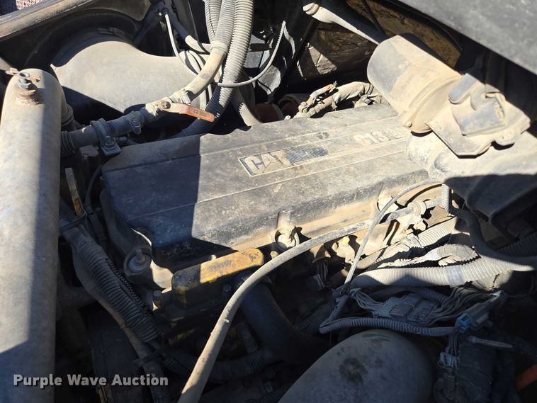 image for item EM7289 2005 International 7600 sewer jetter truck