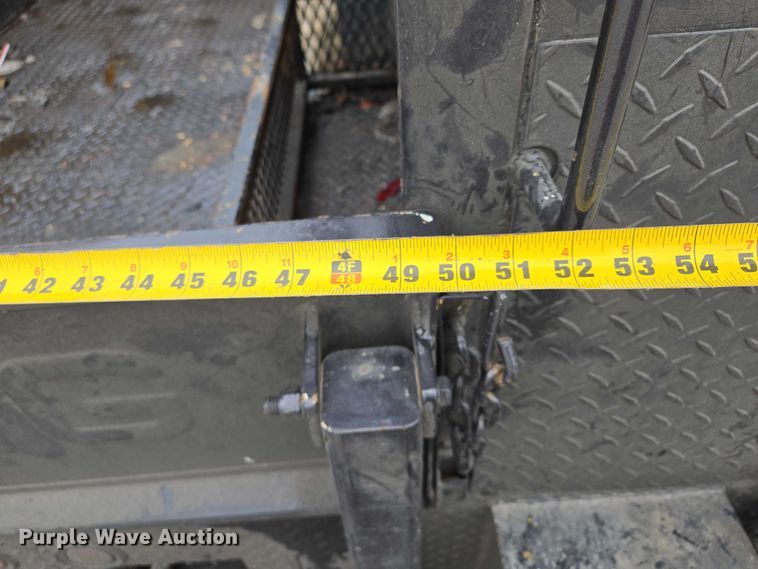 image for item EM7347 2000 International 4700 utility / service truck