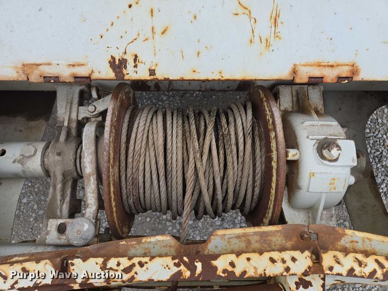 image for item EM7348 2006 International 4300 digger derrick truck