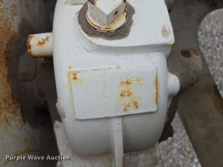 image for item EM7348 2006 International 4300 digger derrick truck