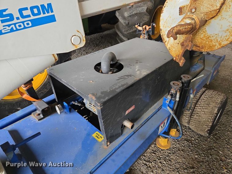 image for item EM7349 Skylift Mini-Derrick 33 plus mini digger derrick