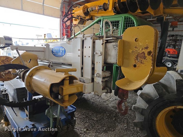 image for item EM7349 Skylift Mini-Derrick 33 plus mini digger derrick