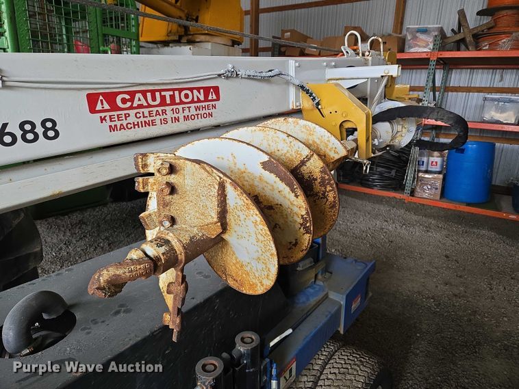 image for item EM7349 Skylift Mini-Derrick 33 plus mini digger derrick