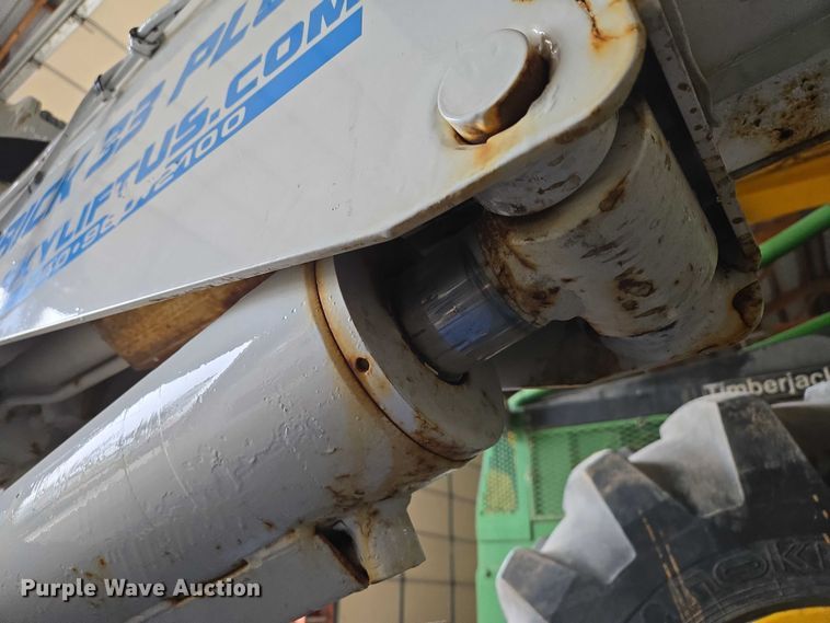 image for item EM7349 Skylift Mini-Derrick 33 plus mini digger derrick