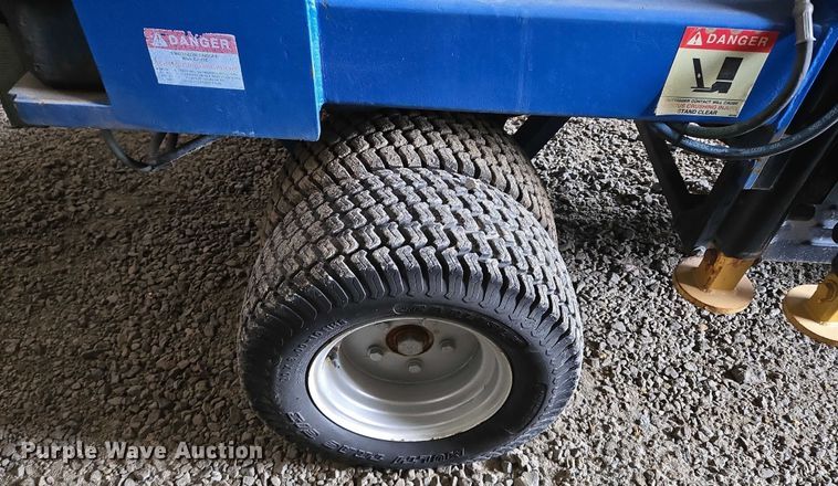 image for item EM7349 Skylift Mini-Derrick 33 plus mini digger derrick