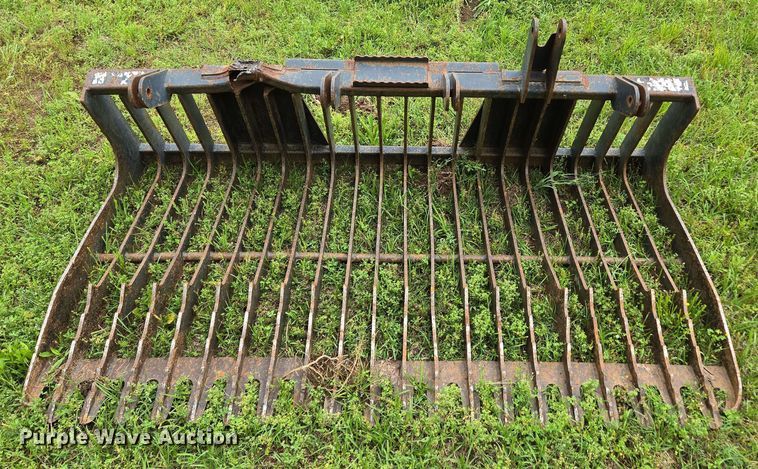 image for item EN3711 72