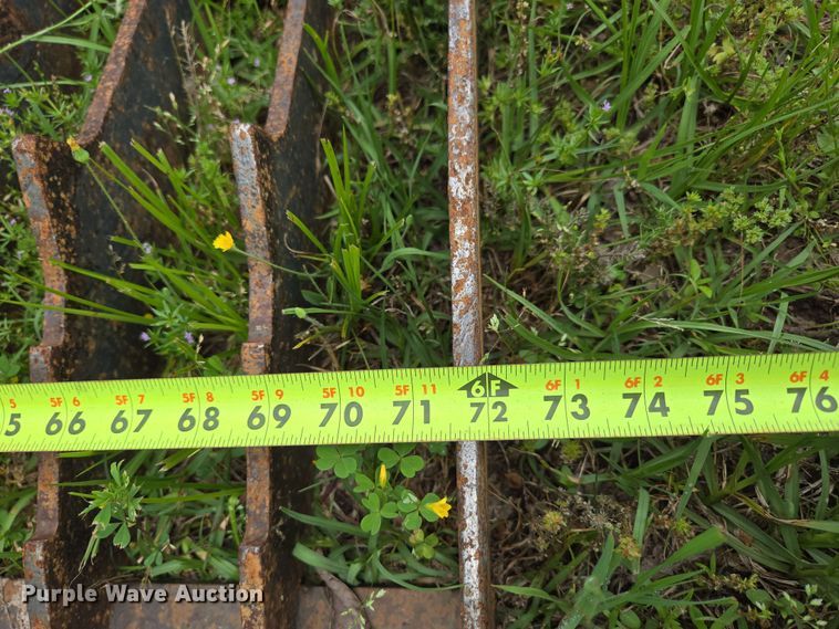 image for item EN3711 72