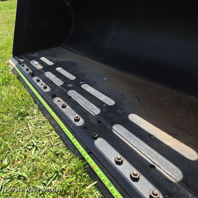 image for item EN3752 Werk-Brau HCE1200 Bucket