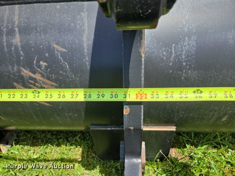 image for item EN3752 Werk-Brau HCE1200 Bucket