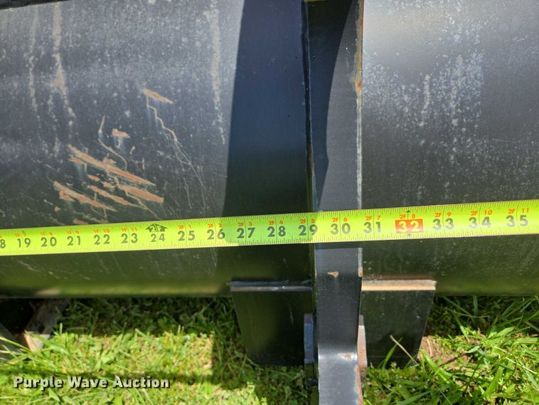 image for item EN3752 Werk-Brau HCE1200 Bucket