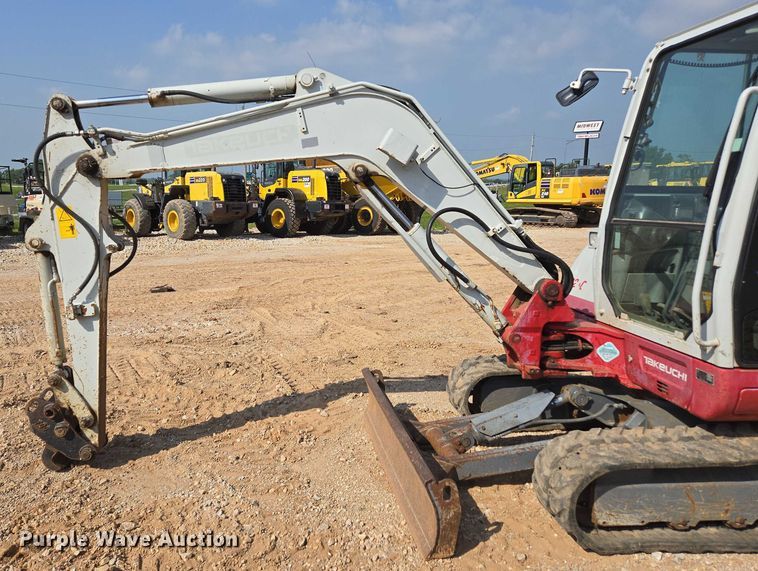 image for item EN3753 2015 Takeuchi TB240 mini excavator