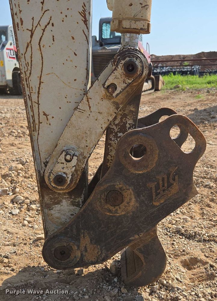 image for item EN3753 2015 Takeuchi TB240 mini excavator