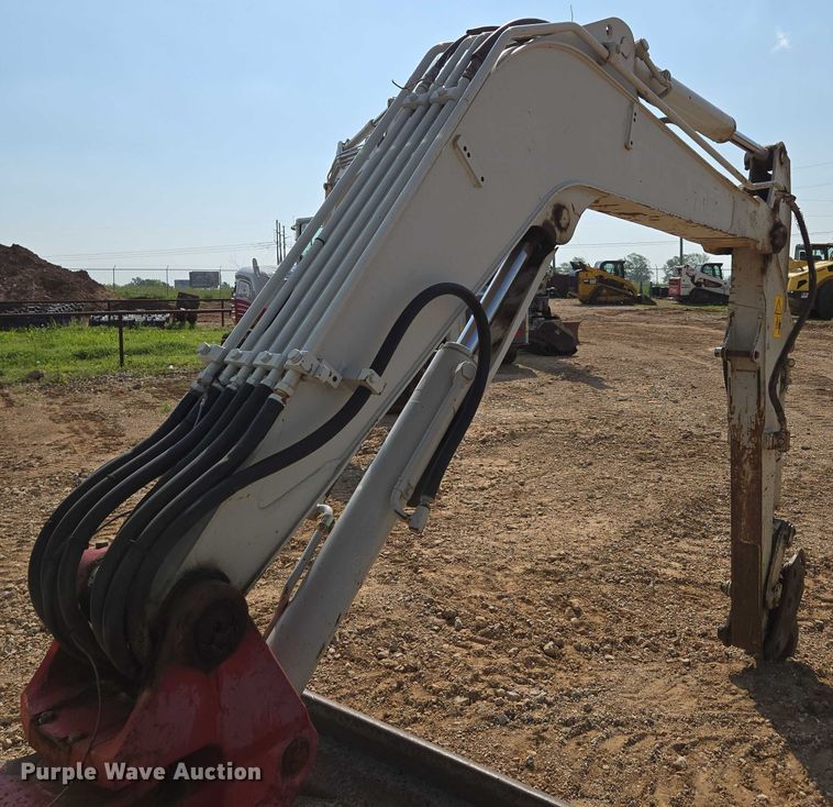image for item EN3753 2015 Takeuchi TB240 mini excavator